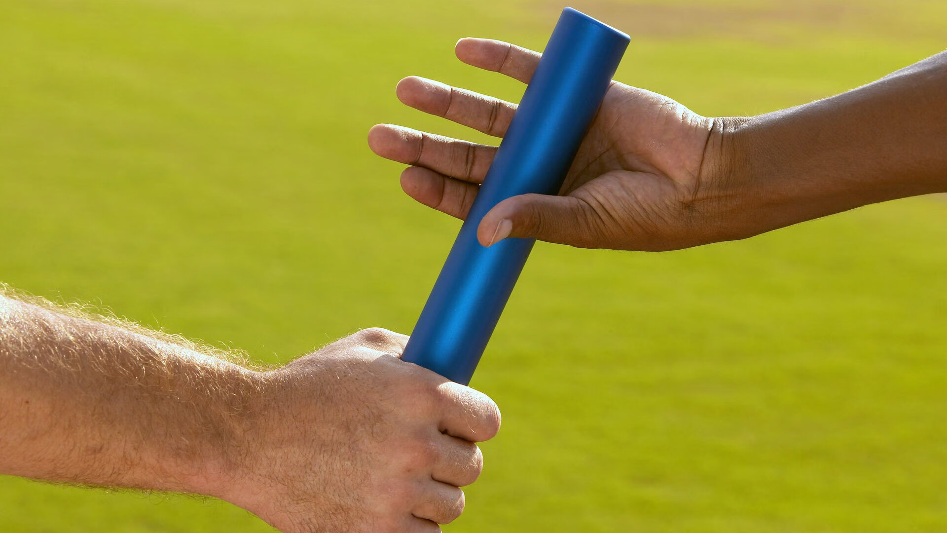 中国篮球教练员专业发展路径与培训体系，篮球教练发展前景